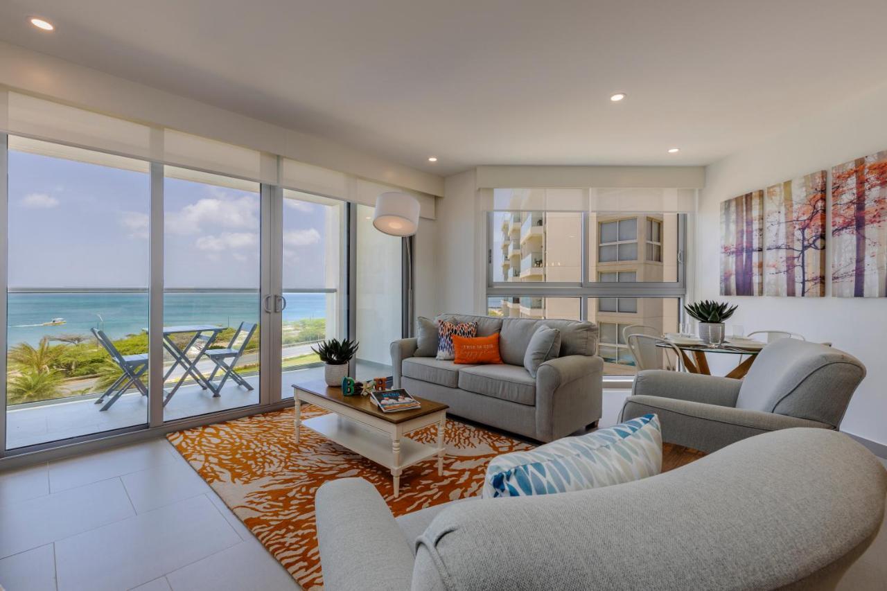 Azure Beach Residences Palm Beach Exteriör bild