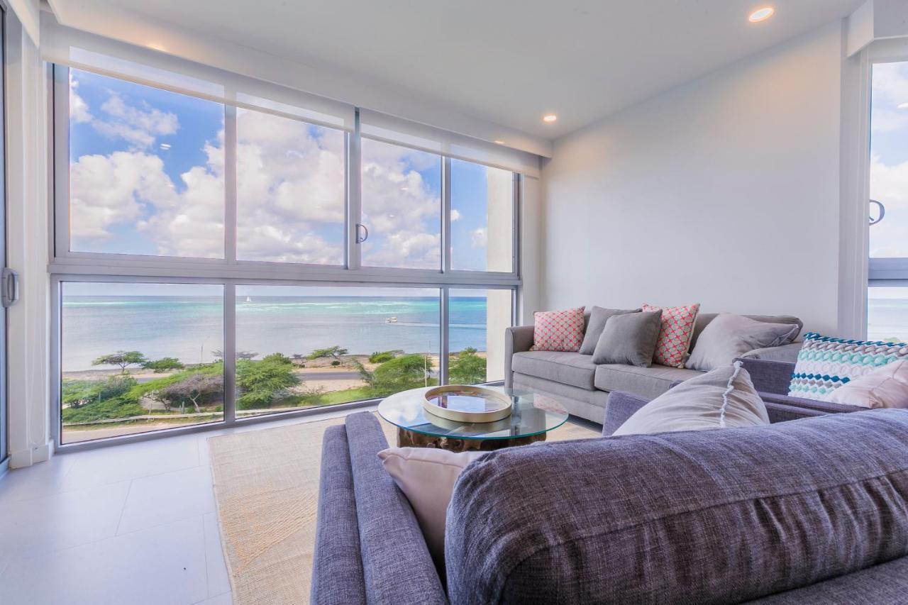 Azure Beach Residences Palm Beach Exteriör bild