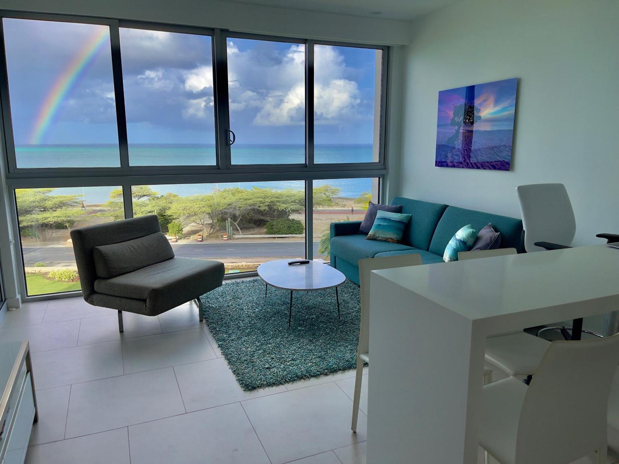 Azure Beach Residences Palm Beach Exteriör bild